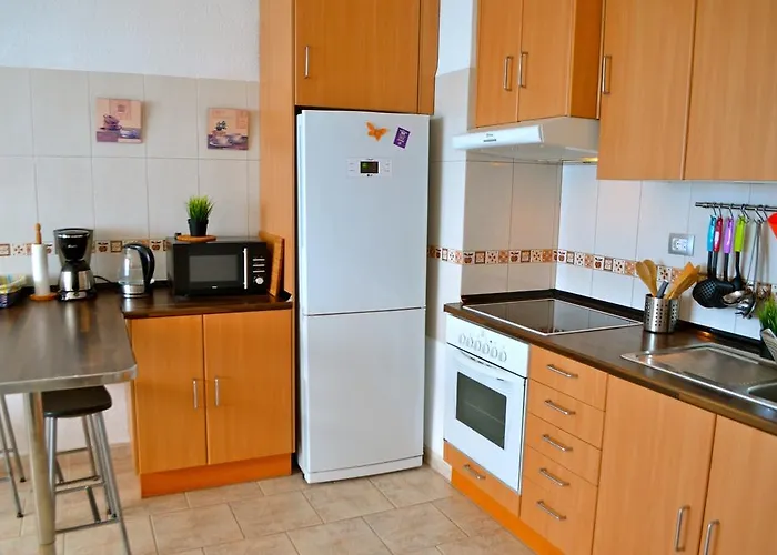 With Great Seaview Apartman